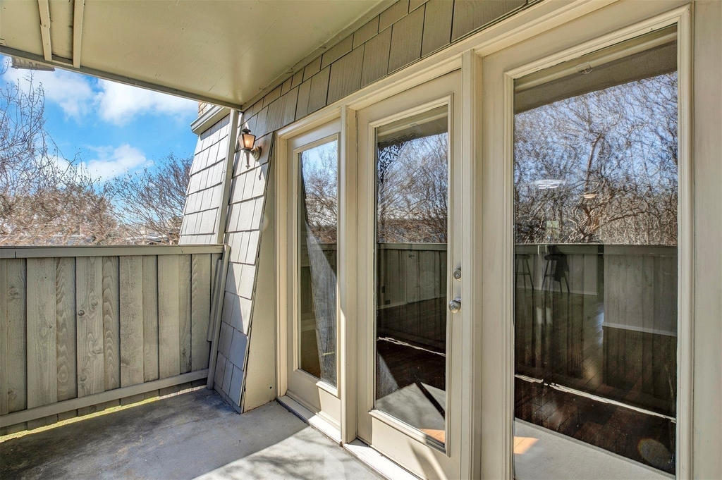 7705 Meadow Park Drive - Photo 16