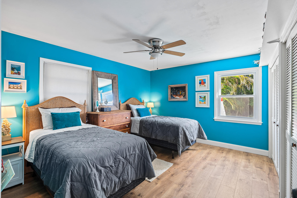 611 East Drive - Photo 21