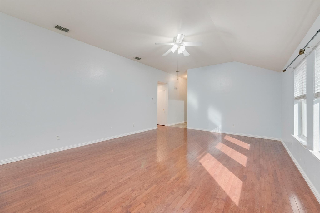 3315 Choir Street - Photo 4