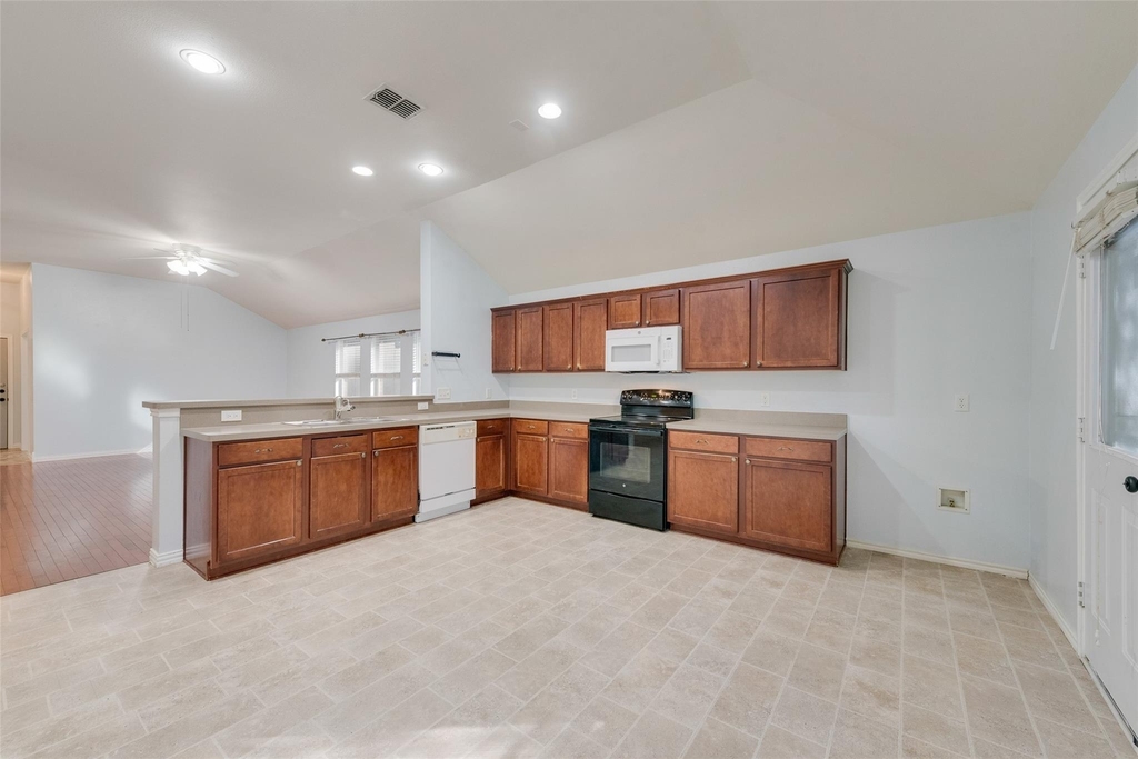 3315 Choir Street - Photo 7