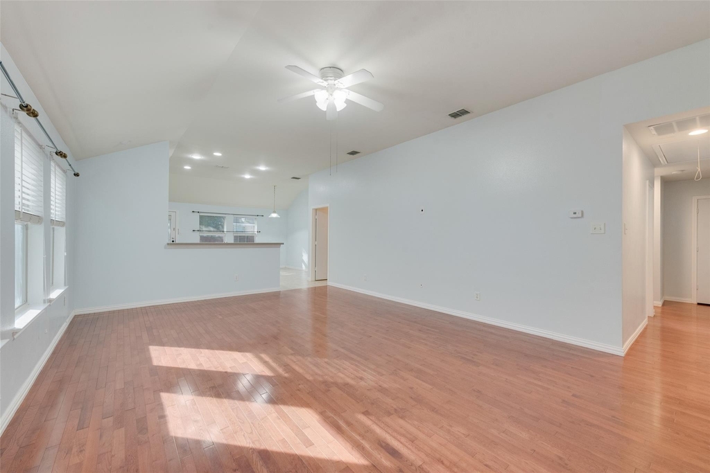 3315 Choir Street - Photo 3