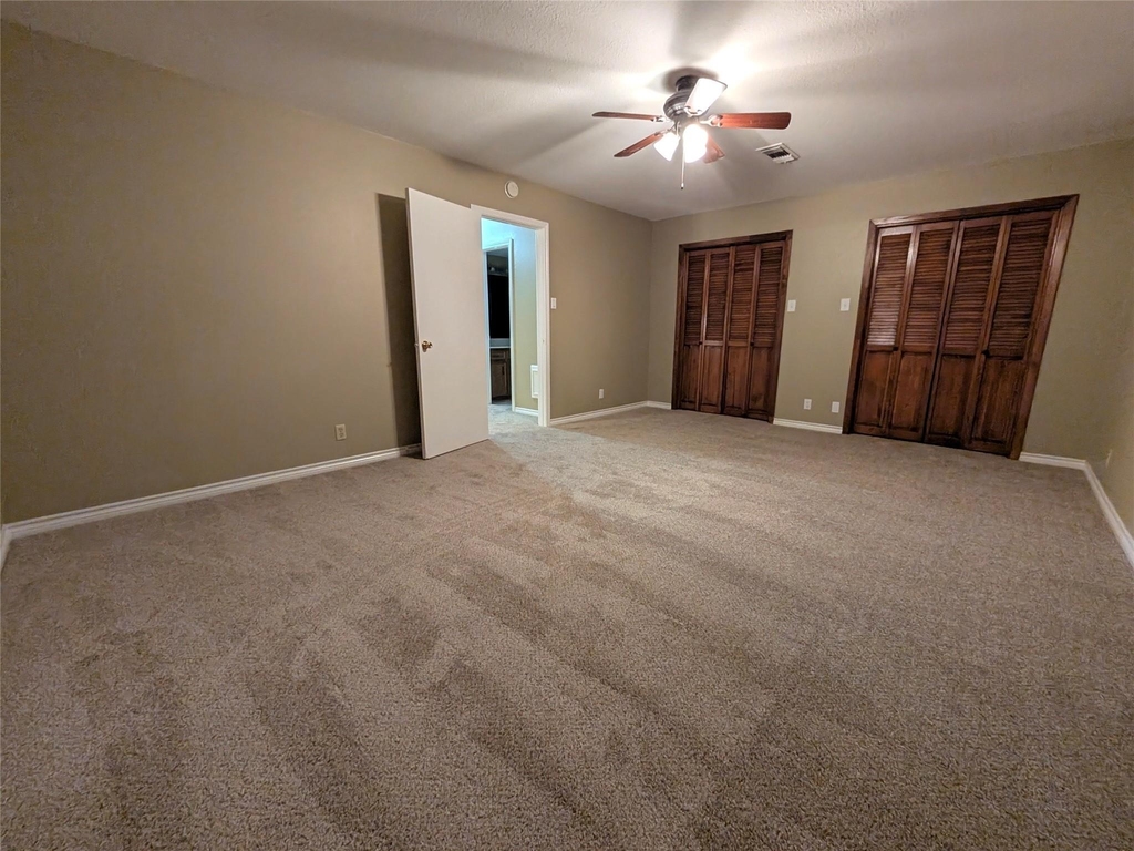 320 N Charles Street - Photo 7