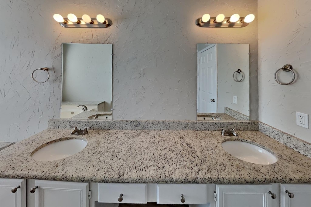 7100 Layla Road - Photo 11