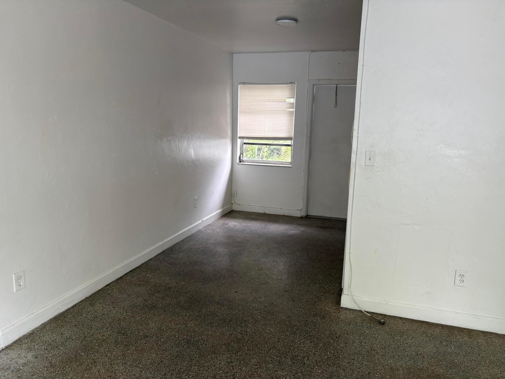 505 N 20th Avenue - Photo 3