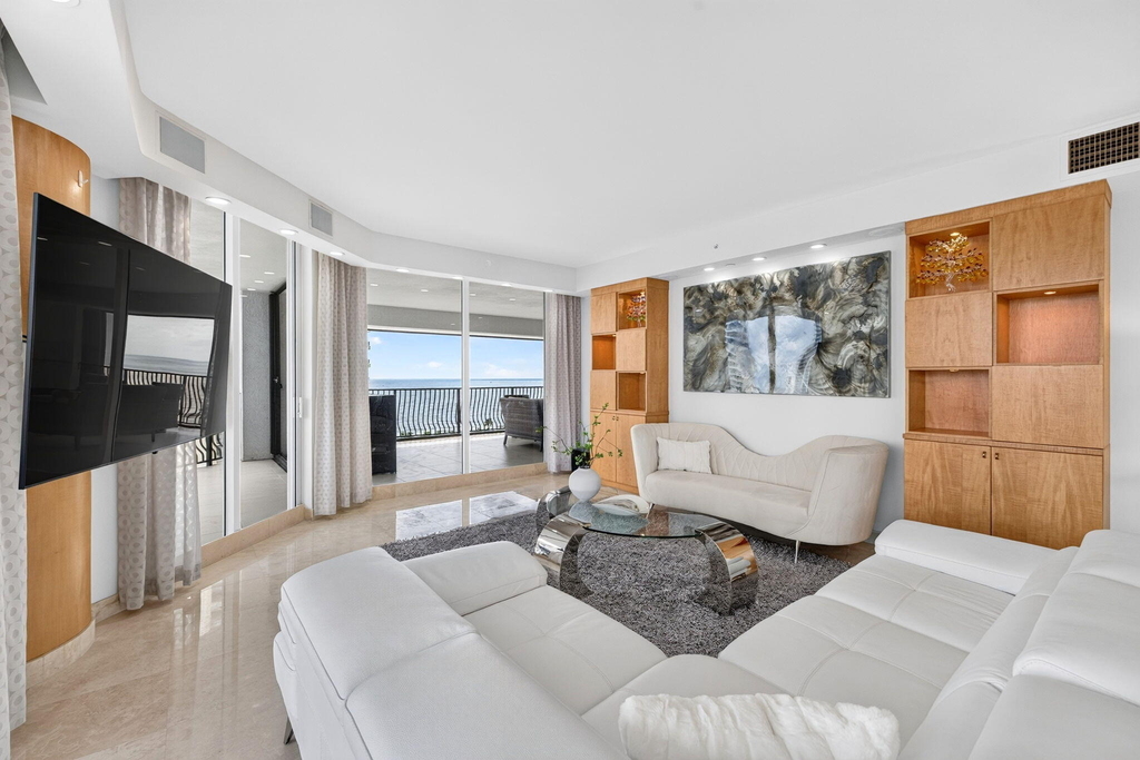 100 S Birch Road - Photo 5