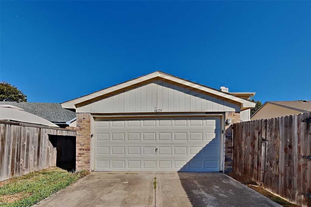 4129 Ballard Trail - Photo 18