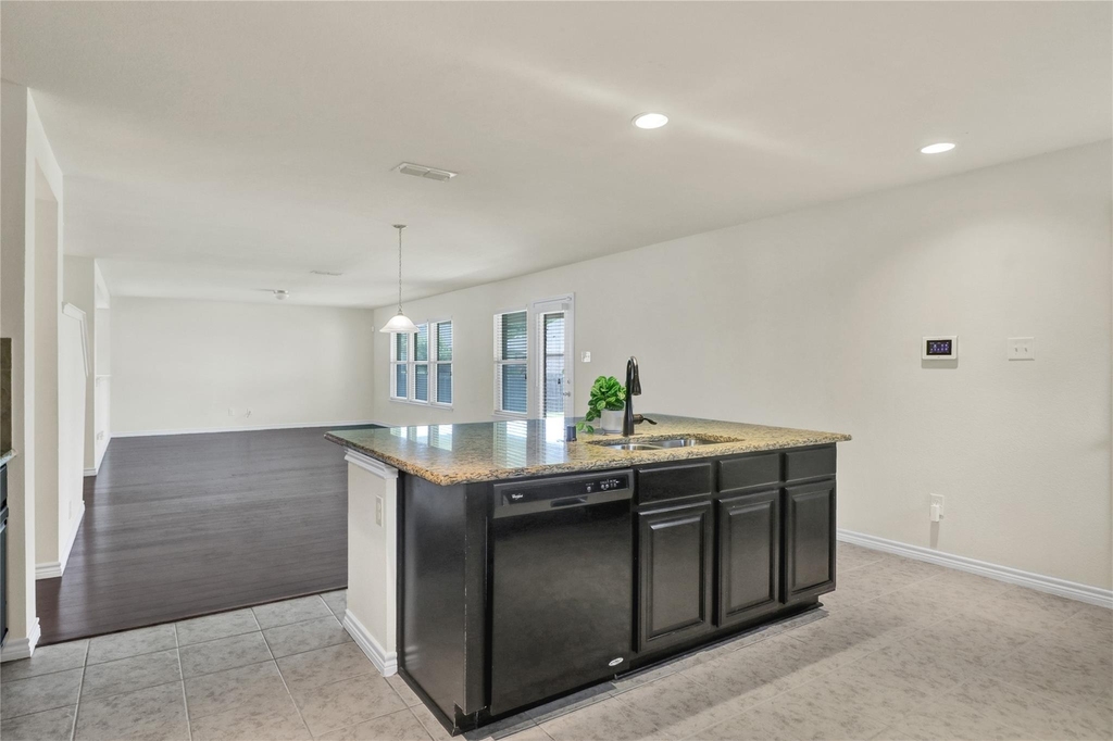 728 Snapdragon Lane - Photo 15