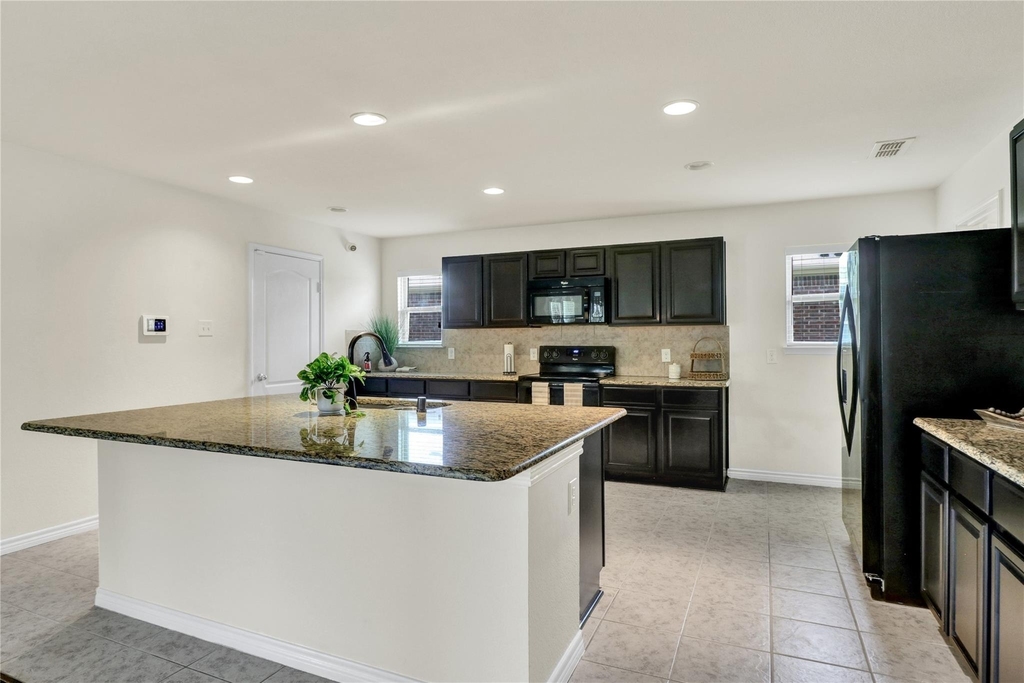 728 Snapdragon Lane - Photo 13