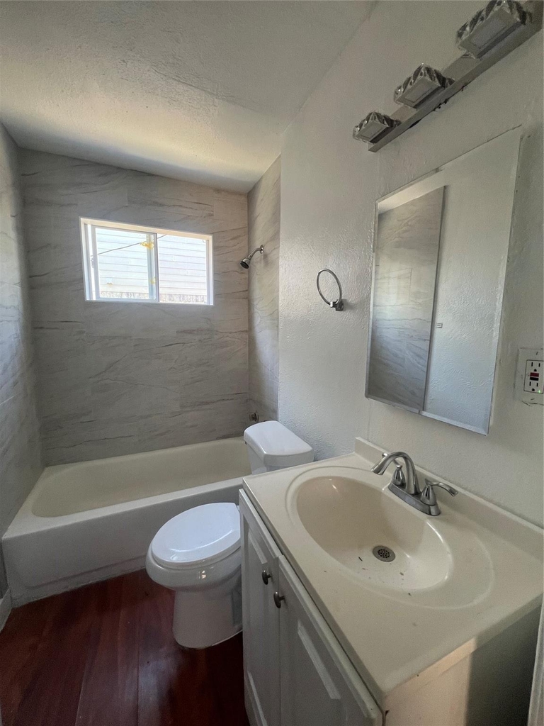 1417 Bennett Avenue - Photo 4