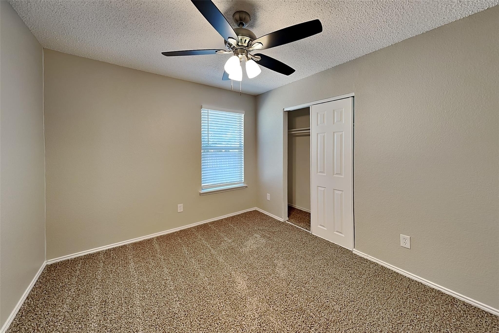 7904 Gardengate Lane - Photo 13