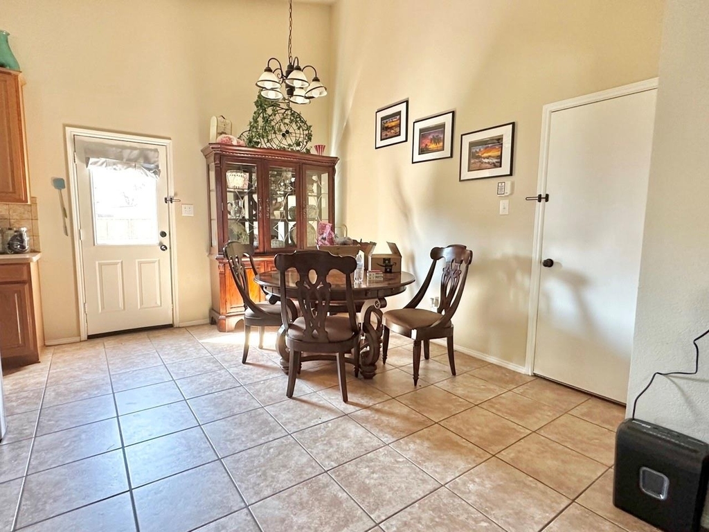 11159 Snyder Drive - Photo 5