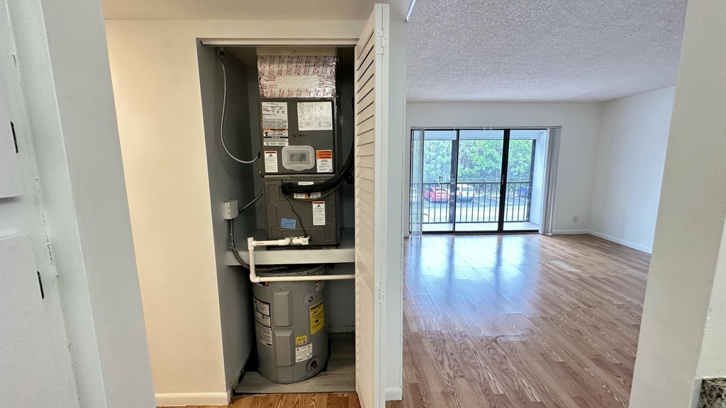1111 Green Pine Boulevard - Photo 27