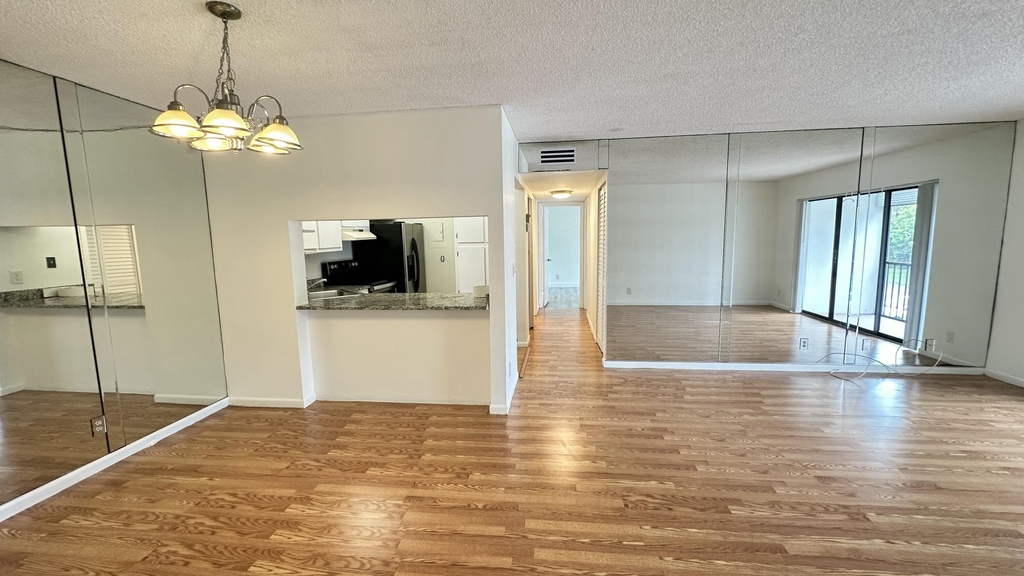 1111 Green Pine Boulevard - Photo 5