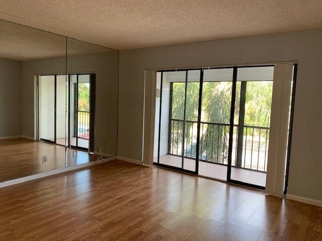1111 Green Pine Boulevard - Photo 10