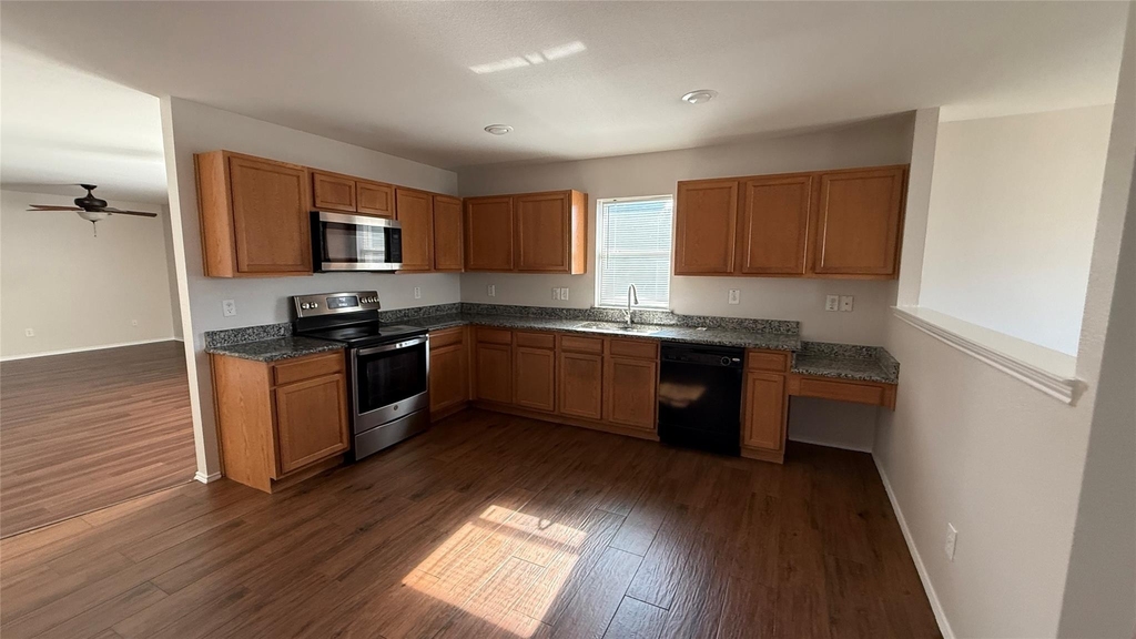 12540 Foxpaw Trail - Photo 3