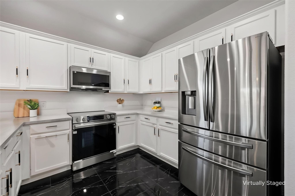 221 Cliffbrook Drive - Photo 6