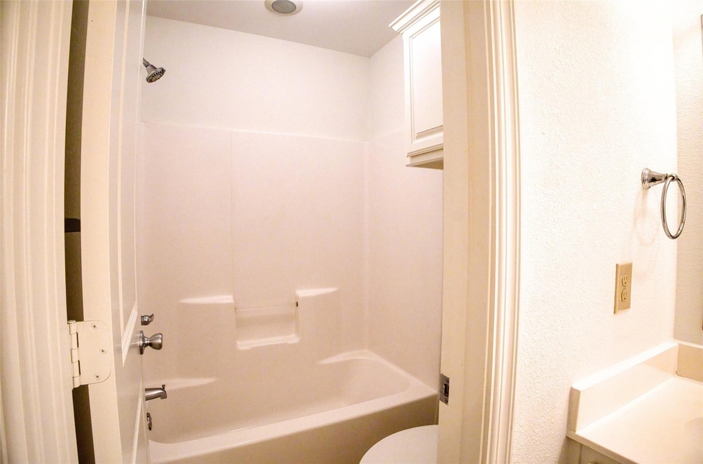 1708 S Waco Street - Photo 27