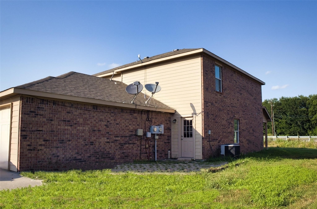 1708 S Waco Street - Photo 36