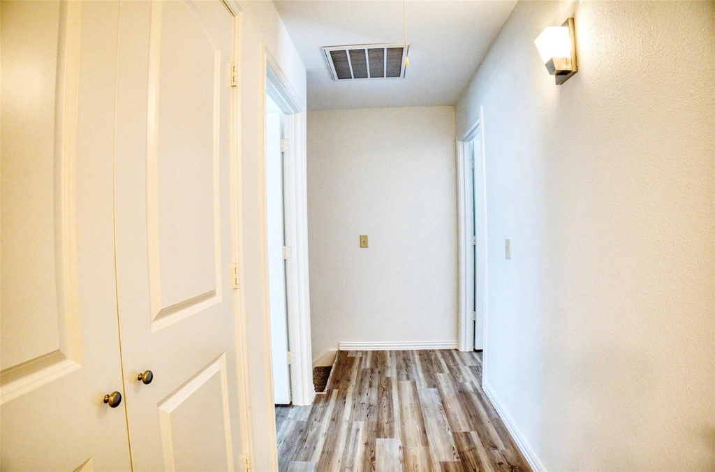 1708 S Waco Street - Photo 26