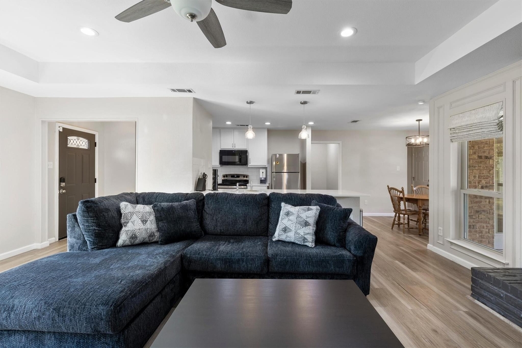 2101 Covered Wagon Drive - Photo 4
