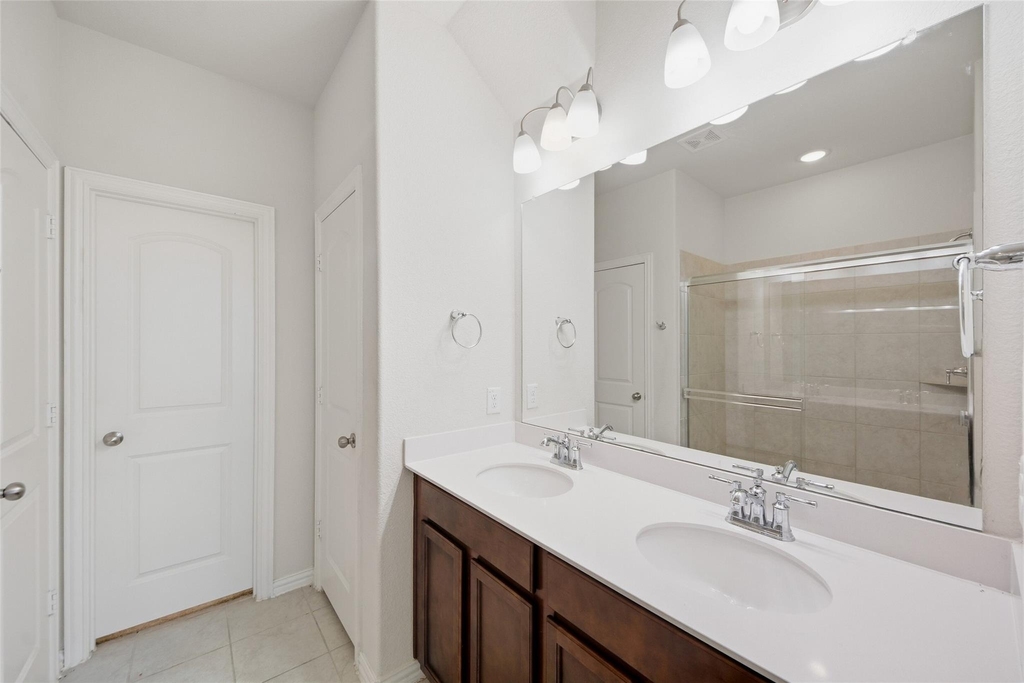 1805 Nelson Street - Photo 16