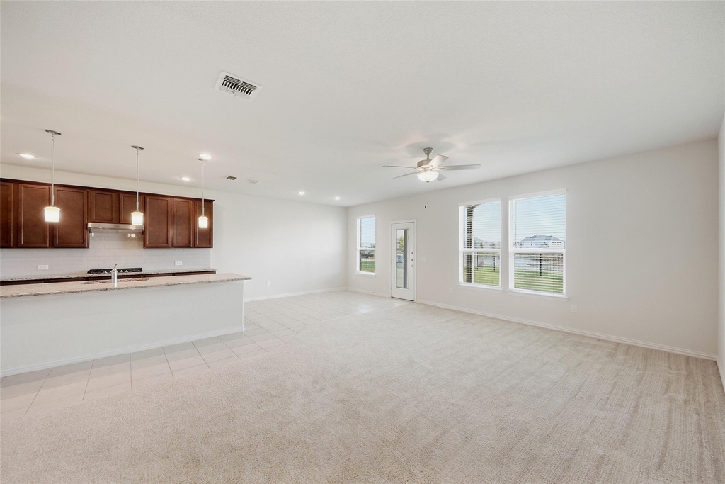 1805 Nelson Street - Photo 8
