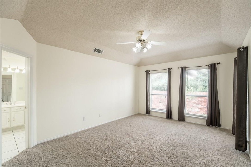 5000 Pointclear Court - Photo 20