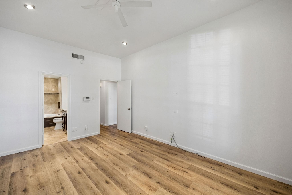 6238 Winton Street - Photo 7