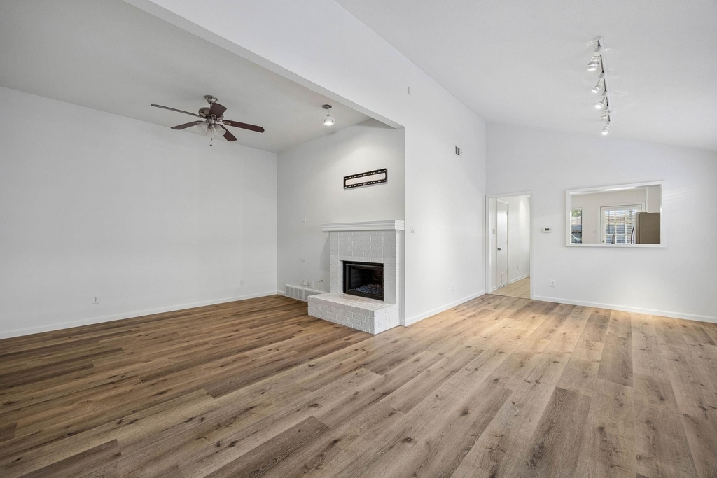 6238 Winton Street - Photo 2