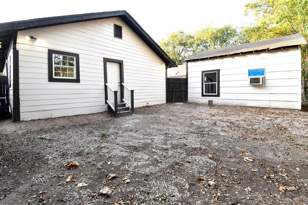 814 N Kentucky Street - Photo 11
