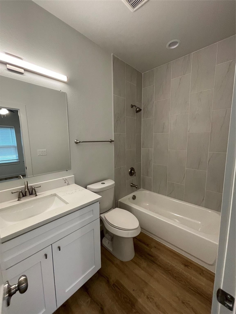 524 W Florence Street - Photo 12