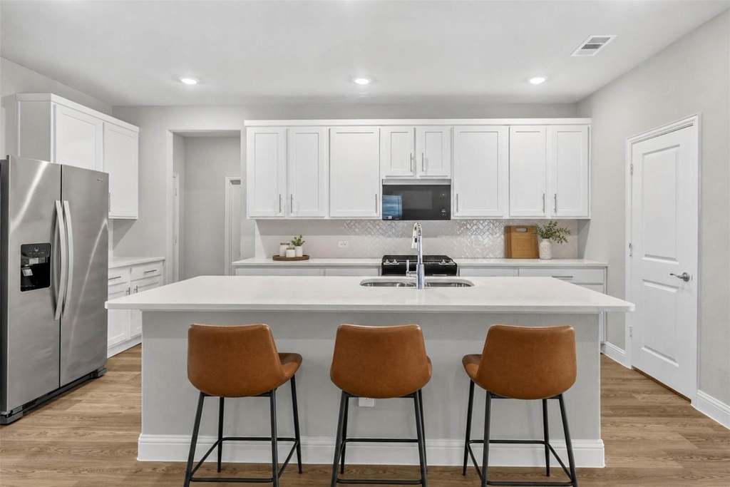 2217 Currents Road - Photo 3