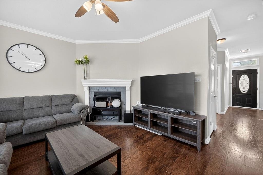 9633 Anns Way - Photo 8