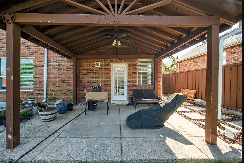9633 Anns Way - Photo 35