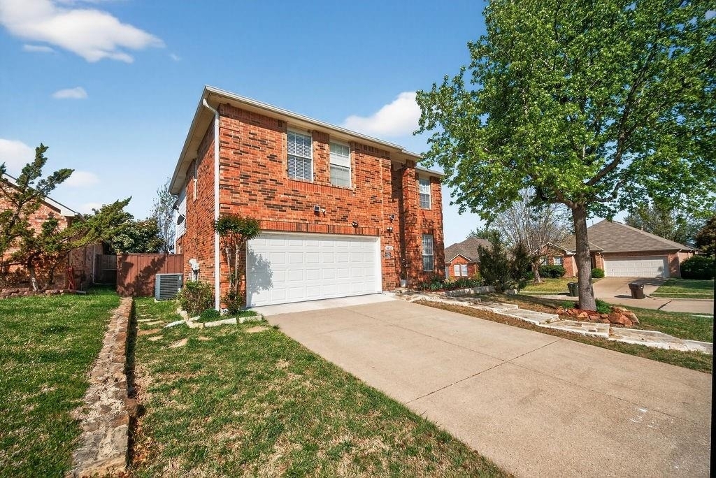 9633 Anns Way - Photo 2