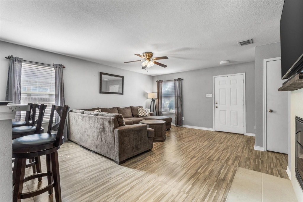 8610 Mountain Bluff - Photo 4