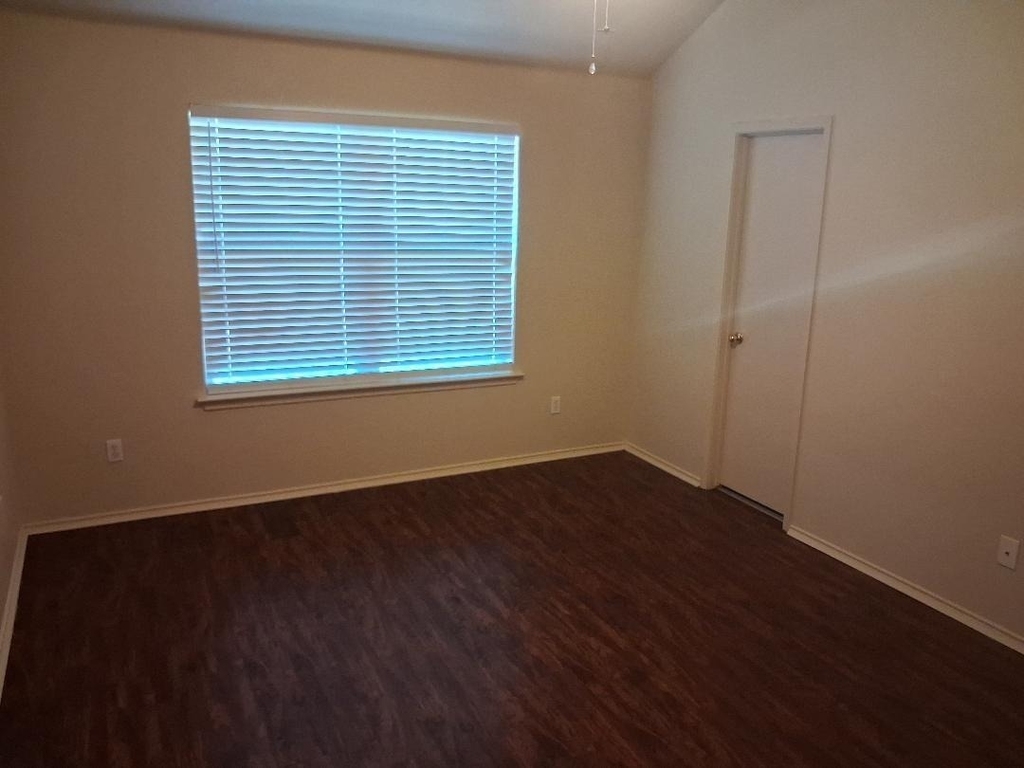 7310 Fossil Lake Drive - Photo 6