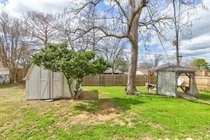 2422 Jewell Drive - Photo 22