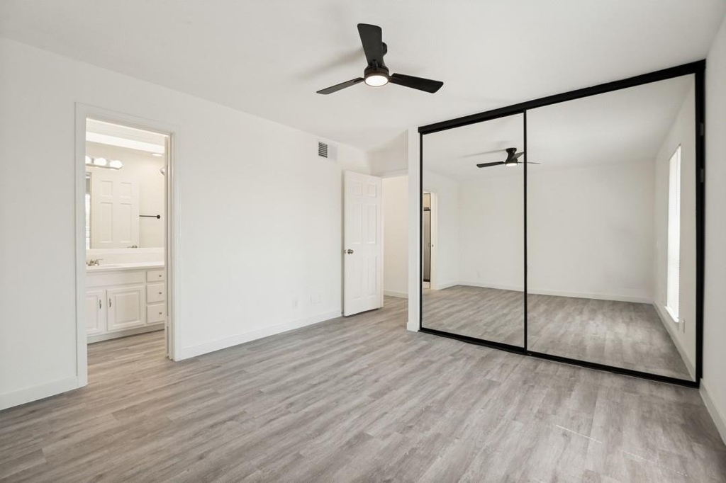 18240 Midway Road - Photo 10