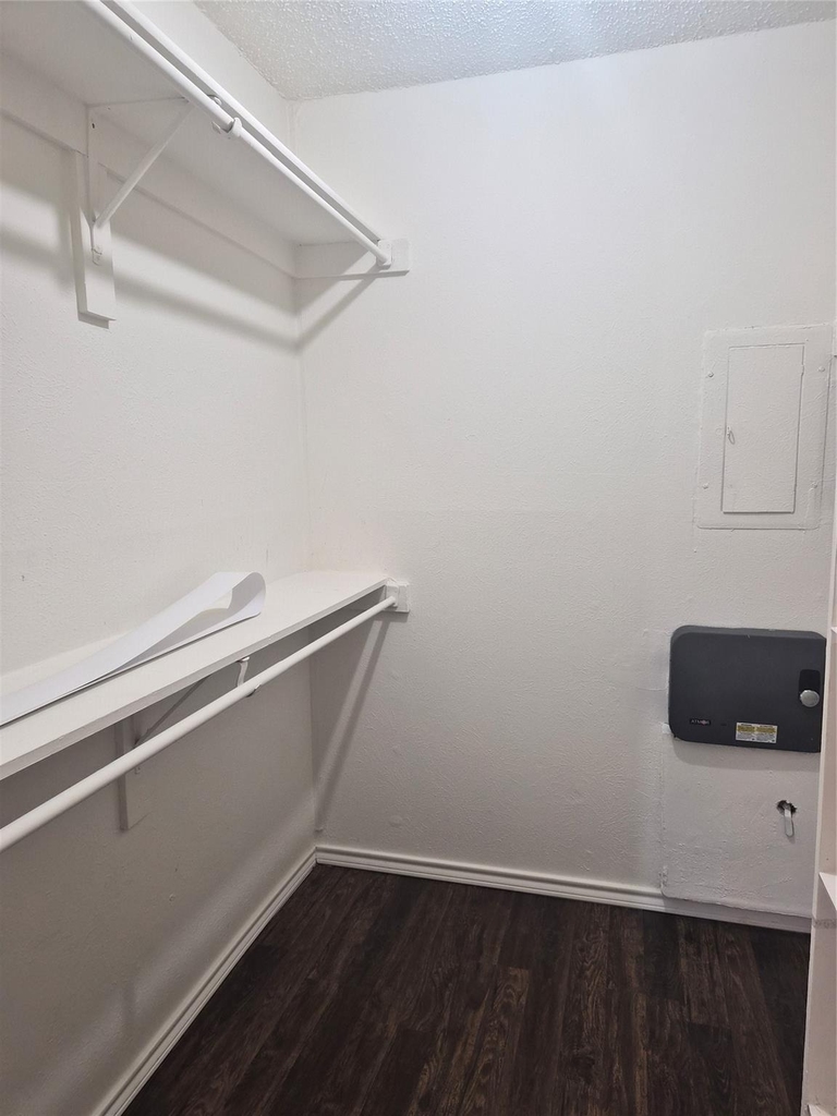 8110 Skillman Street - Photo 14