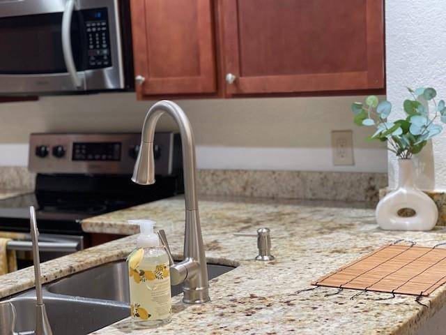 5200 Nw 31st Avenue - Photo 1