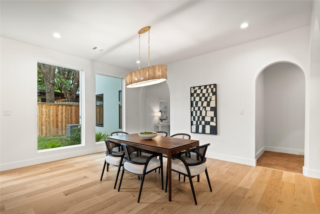 8730 Rexford Drive - Photo 13