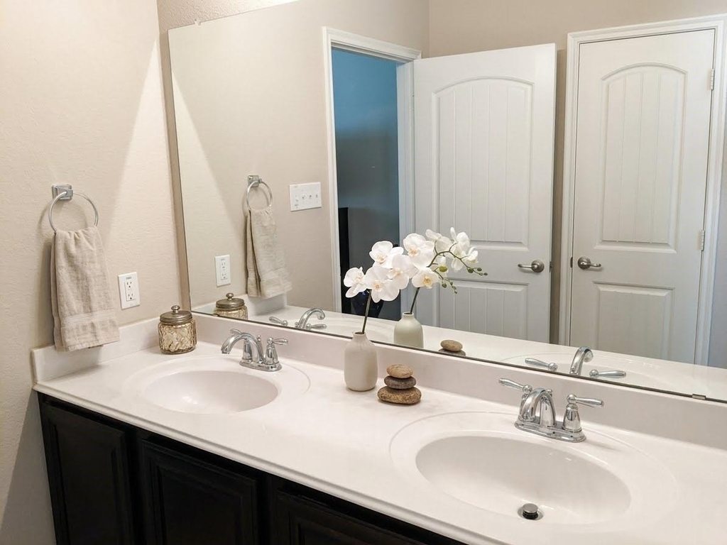 1121 Lake Hollow Drive - Photo 9
