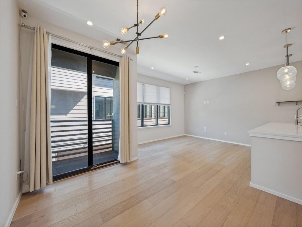 6028 Hudson Street - Photo 8