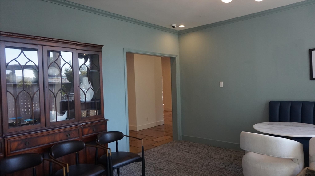 3883 Turtle Creek Boulevard - Photo 5