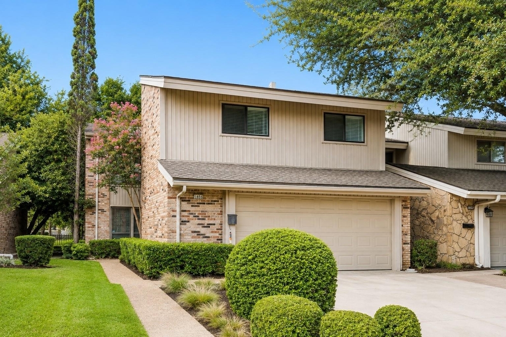 1806 Lakecrest Court - Photo 1