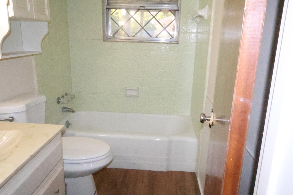 1202 Alamo Lane - Photo 4