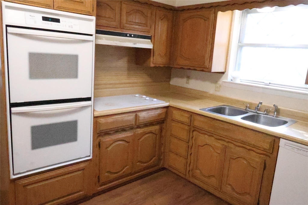 1202 Alamo Lane - Photo 3