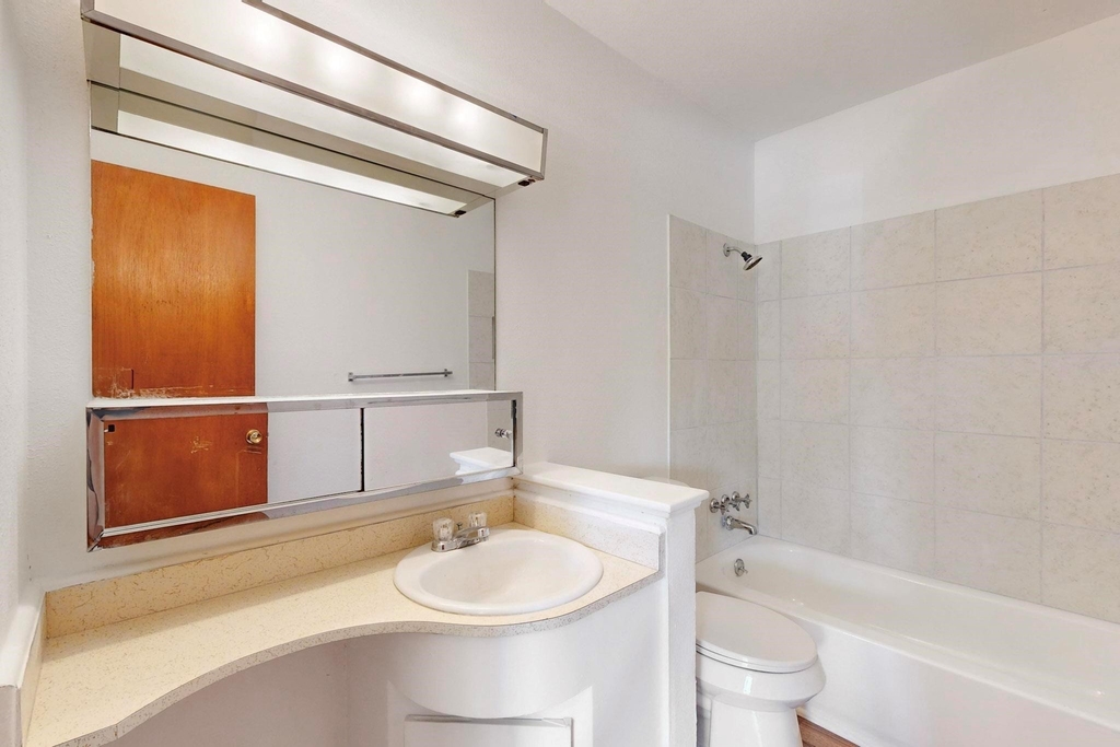 304 Nw Summercrest Boulevard - Photo 18