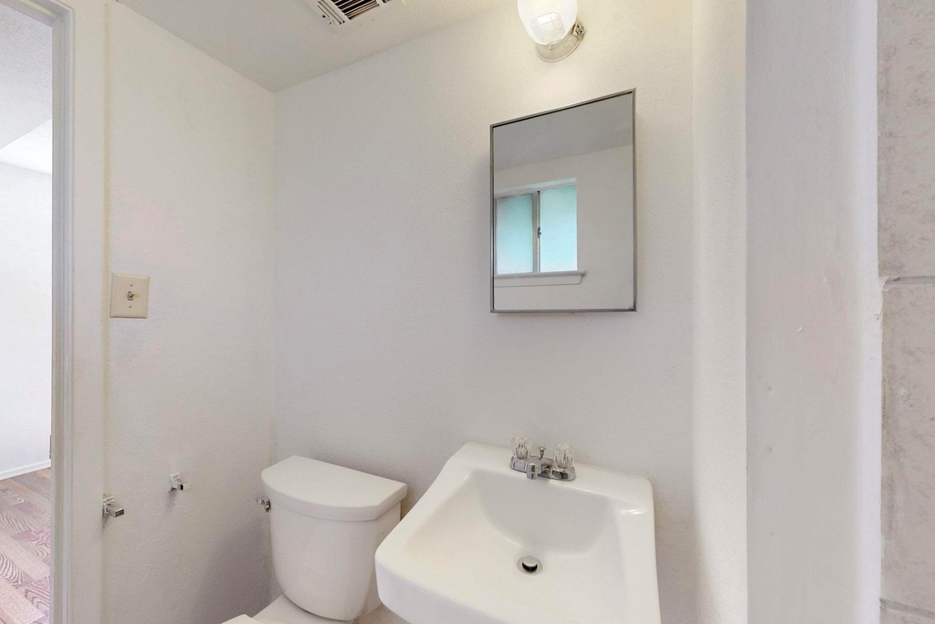 304 Nw Summercrest Boulevard - Photo 12